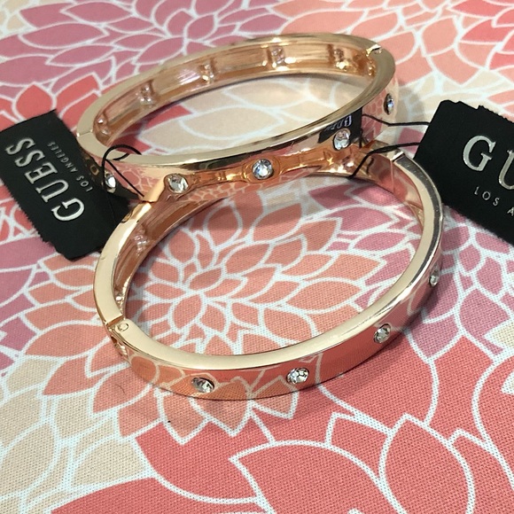 Guess Bangles - Picture 1 of 1